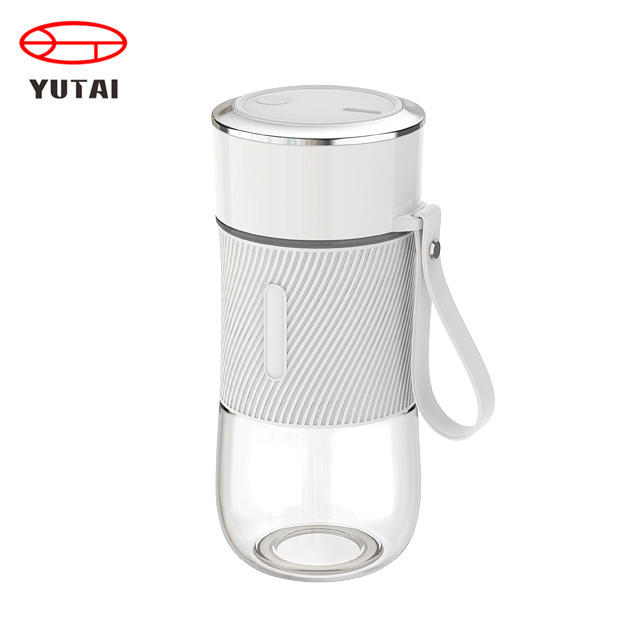 Blend Anywhere, Anytime with The Ultimate Portable Juice Blender